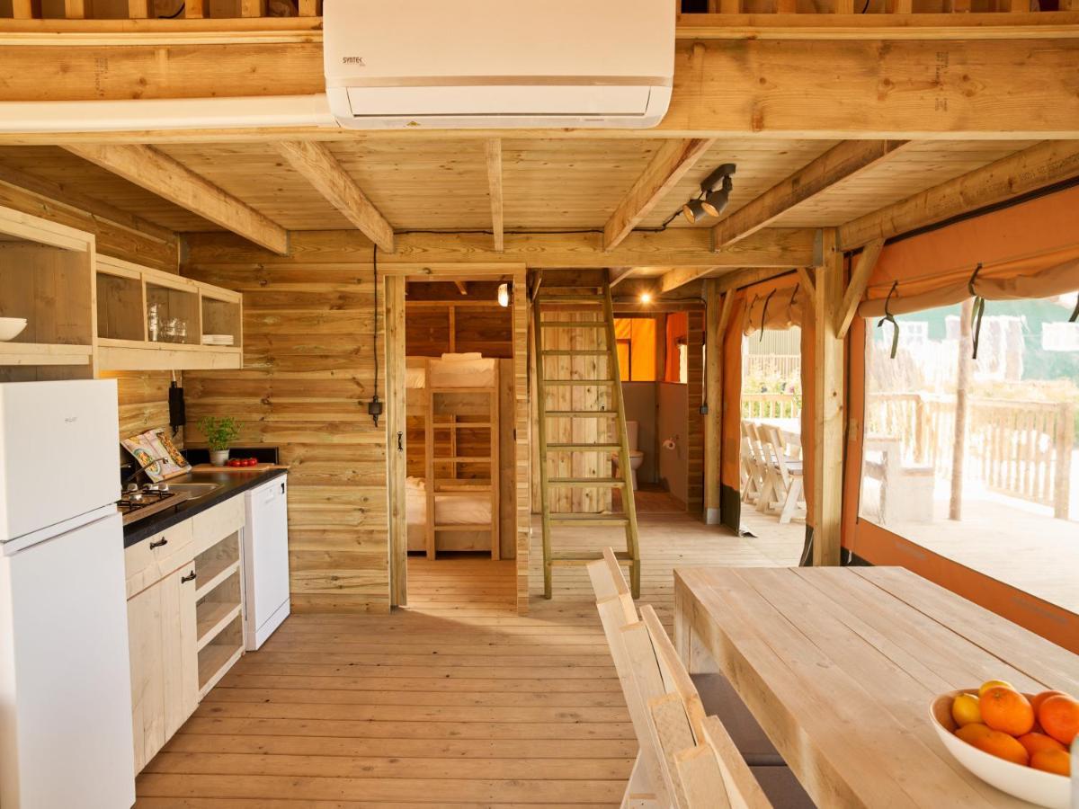 Dutchen Erfgoedpark De Hoop Glamping Hotel Uitgeest Bagian luar foto