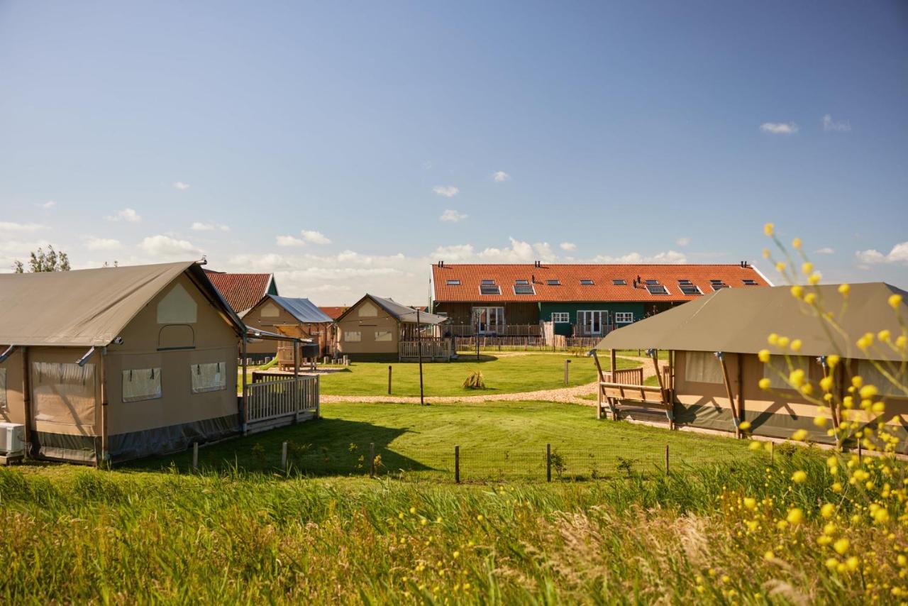 Dutchen Erfgoedpark De Hoop Glamping Hotel Uitgeest Bagian luar foto